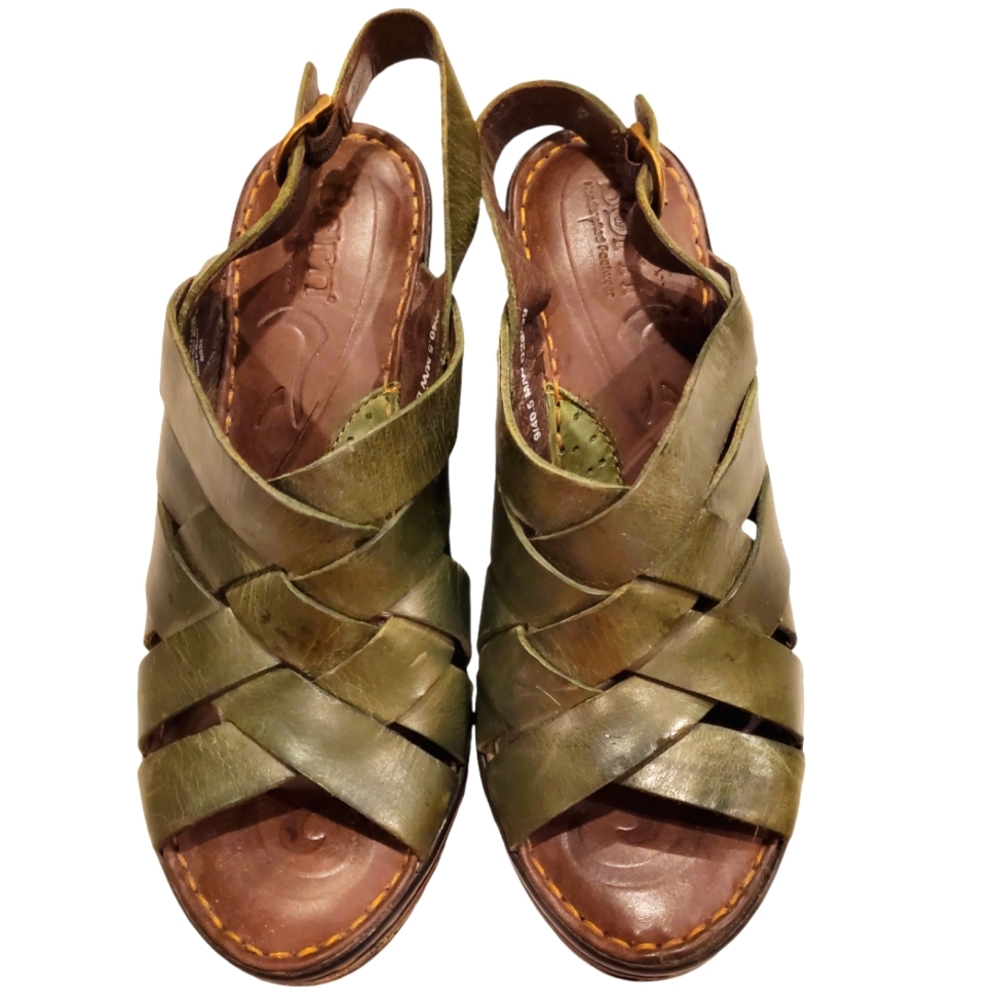 Born Strappy Wedge Sandals Open Toe Distressed Green Leather Sling Women's sz 9